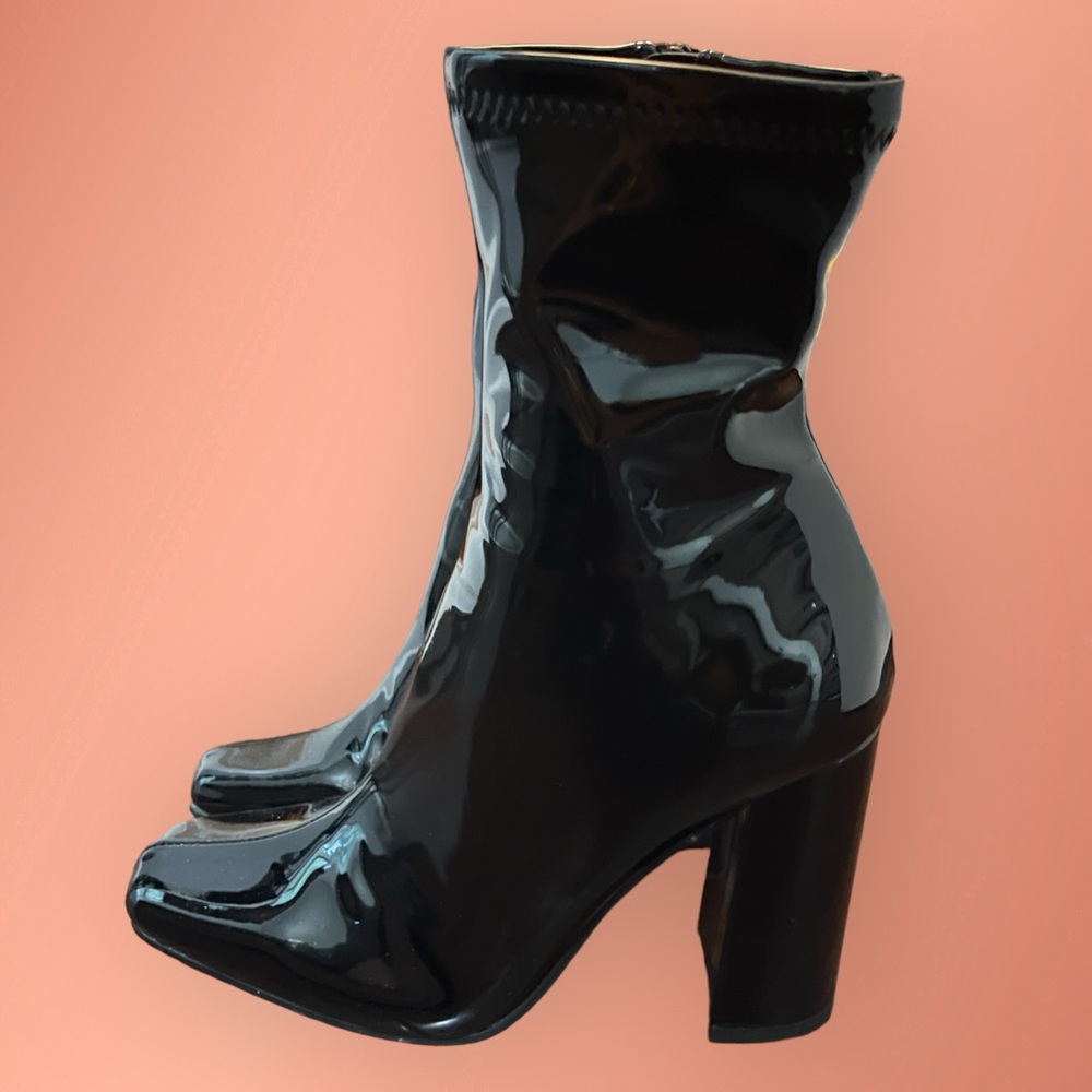 Steve Madden lynden bootie